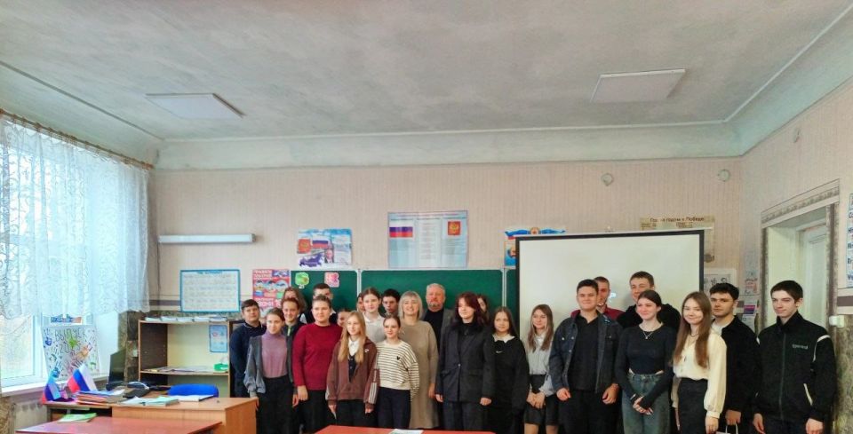 Ярмарка учебных рабочих мест в городе Брянке Ярмарка учебных рабочих мест в городе Брянке