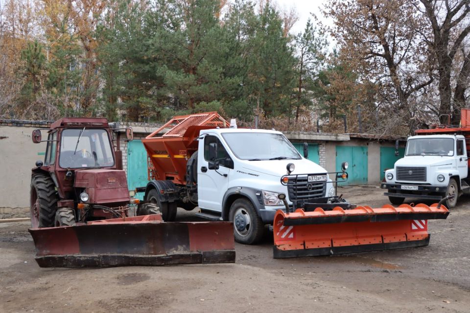 Евгений Бондарь: Борьба со снегом в масштабах города в течение всего зимнего периода требует системной работы Евгений Бондарь: Борьба со снегом в масштабах города в течение всего зимнего периода требует системной работы