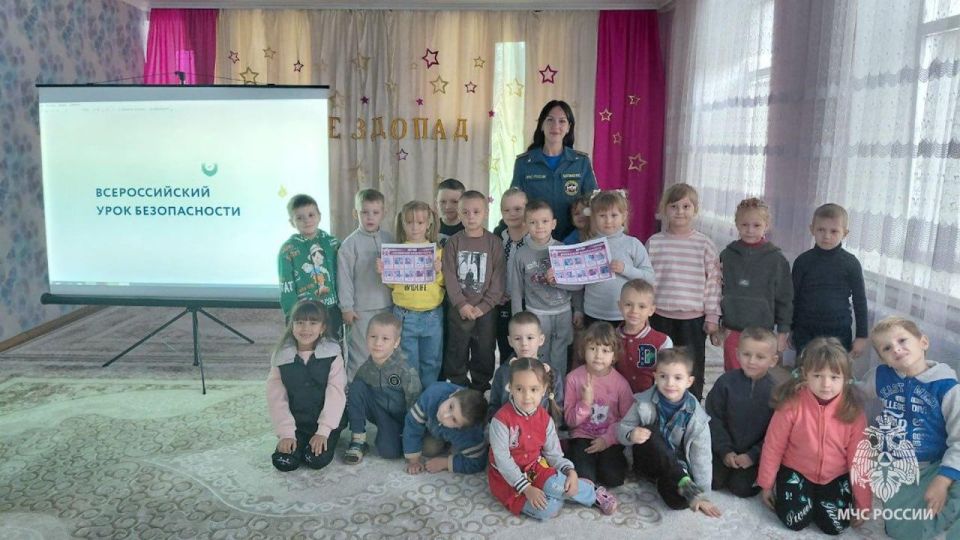 Правила безопасности должны знать все - от мала до велика! Правила безопасности должны знать все - от мала до велика!