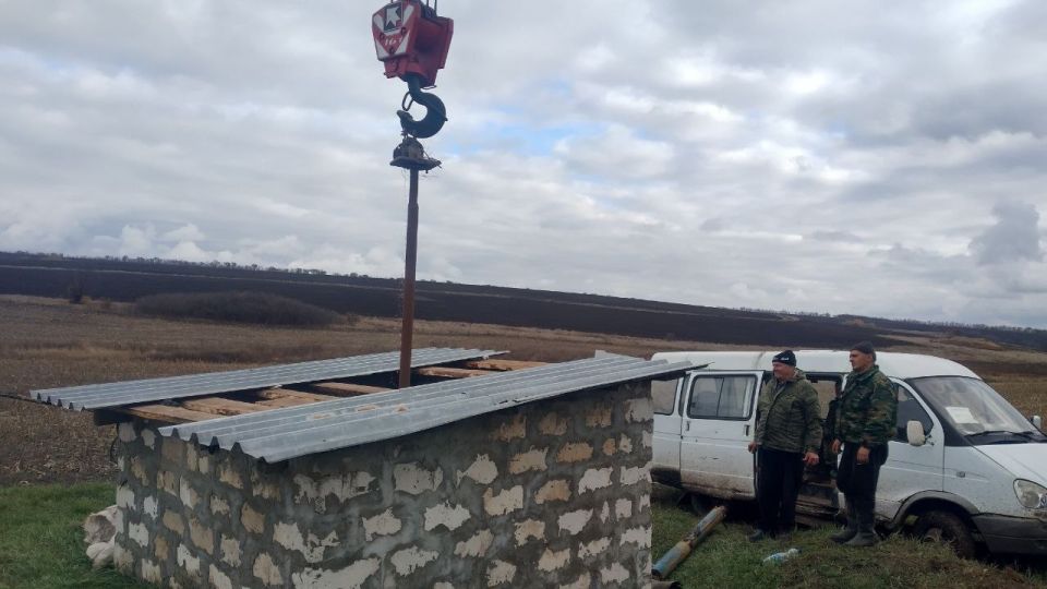 В первую декаду ноября работниками МУП «Центр коммунальных услуг Троицкого района» проводились работы по благоустройству кладбищ и прилегающих к ним территорий в пгт В первую декаду ноября работниками МУП «Центр коммунальных услуг Троицкого района» проводились работы по благоустройству кладбищ и прилегающих к ним территорий в пгт