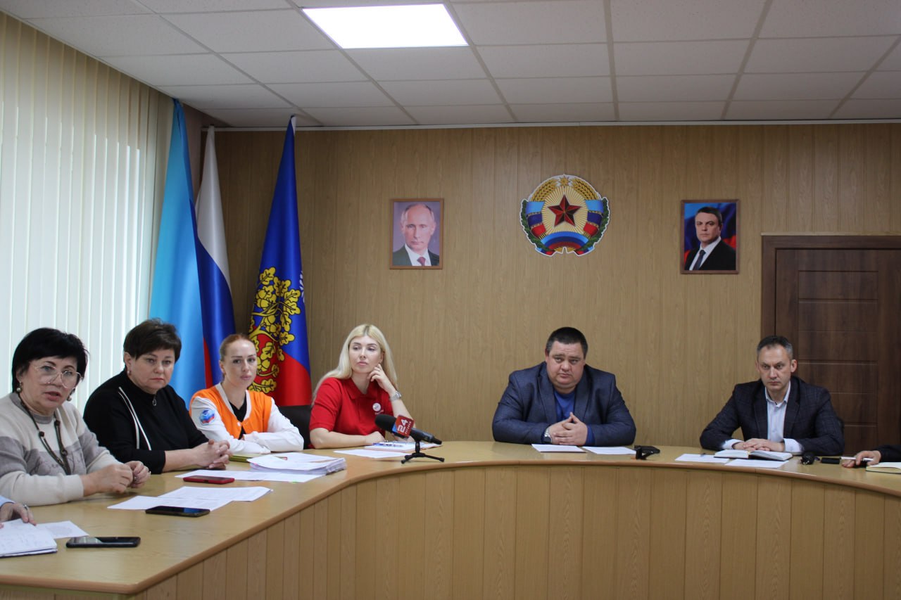 Андрей Рубанцов: Провёл первое заседание Координационного совета по взаимодействию с региональным отделением Общероссийского общественно-государственного движения детей и молодежи «Движение Первых» Луганской Народной... Андрей Рубанцов: Провёл первое заседание Координационного совета по взаимодействию с региональным отделением Общероссийского общественно-государственного движения детей и молодежи «Движение Первых» Луганской Народной...