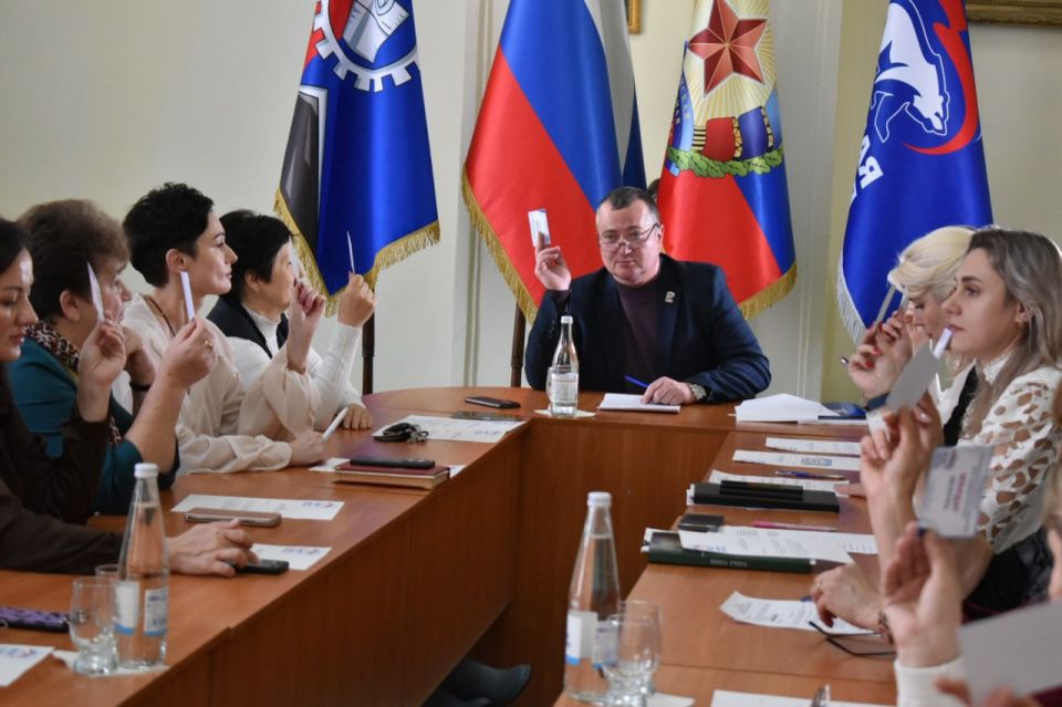 РАБОТА НА РЕЗУЛЬТАТ: СОСТОЯЛАСЬ V КОНФЕРЕНЦИЯ СТАХАНОВСКОГО МЕСТНОГО ОТДЕЛЕНИЯ ПАРТИИ «ЕДИНАЯ РОССИЯ»