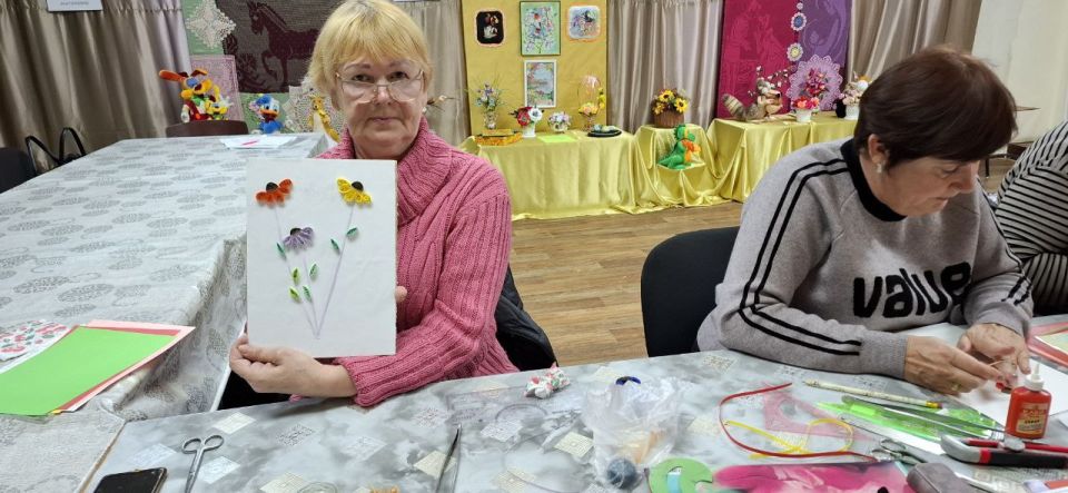 В Красном Луче прошёл мастер-класс для слушателей Университета третьего возраста В Красном Луче прошёл мастер-класс для слушателей Университета третьего возраста
