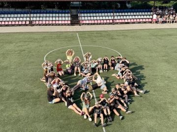 Алтай отправит на море около 400 ребят из ЛНР следующим летом