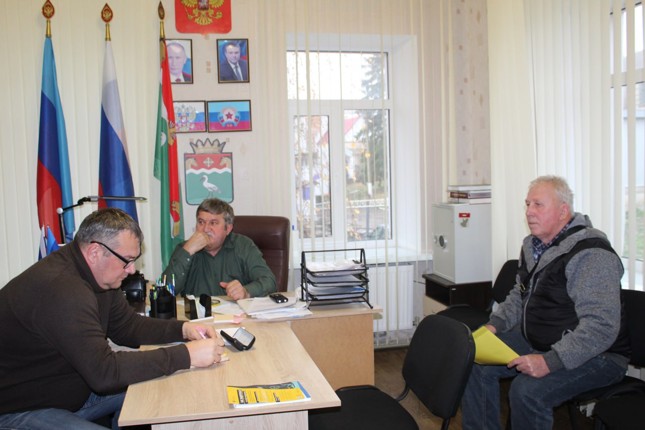 Виталий Коваленко: Сегодня первый заместитель Главы Администрации Николай Вербицкий провел прием граждан по личным вопросам в Администрации Беловодского муниципального округа Виталий Коваленко: Сегодня первый заместитель Главы Администрации Николай Вербицкий провел прием граждан по личным вопросам в Администрации Беловодского муниципального округа