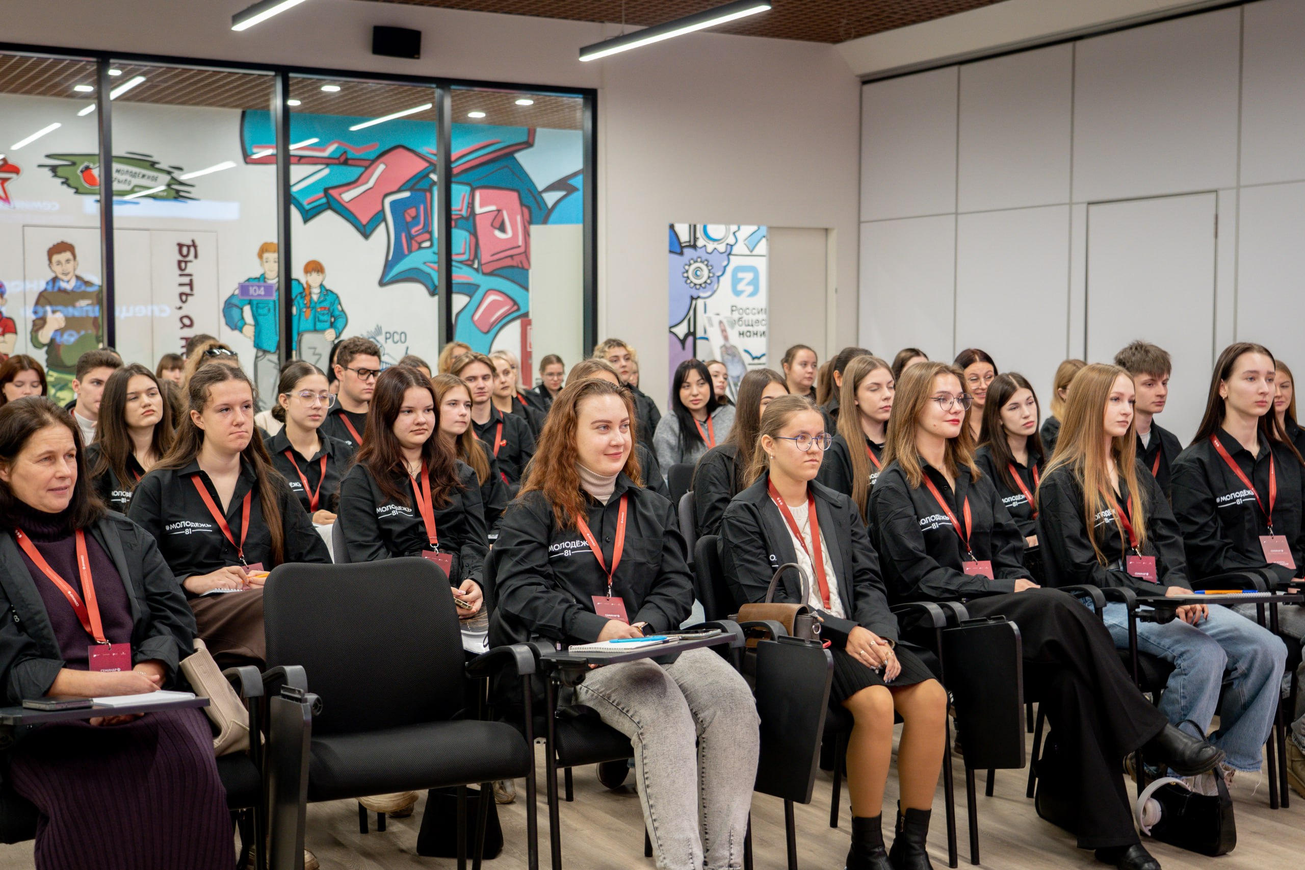 Работаем не для ВСЕХ, а для КАЖДОГО Работаем не для ВСЕХ, а для КАЖДОГО