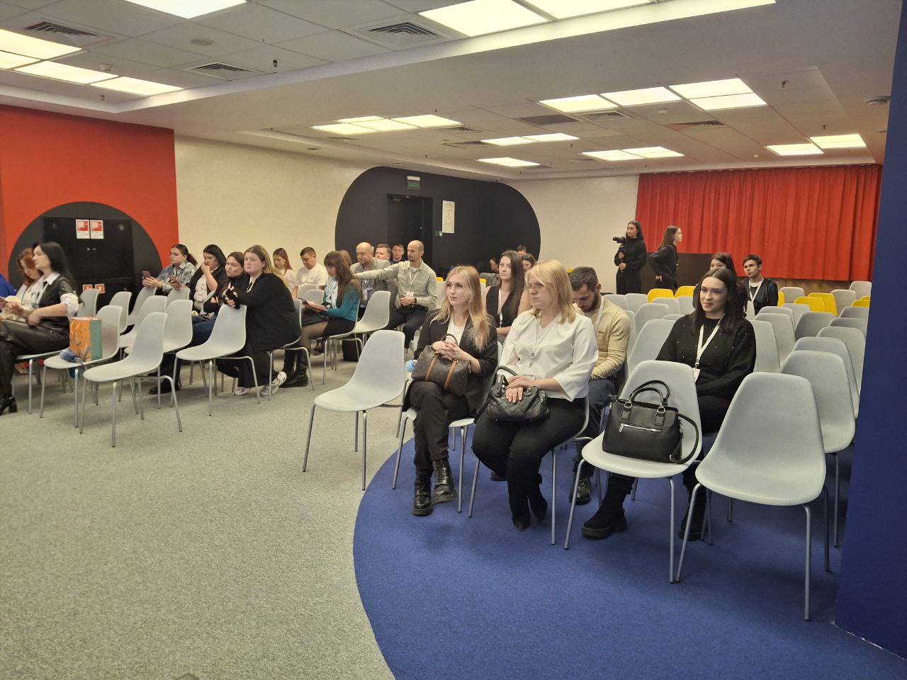 Вот и 5пятый насыщенный день форума "Мост единства" Вот и 5пятый насыщенный день форума "Мост единства"