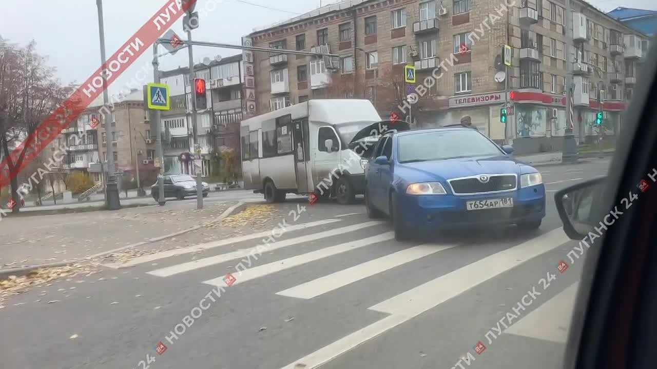ДТП в районе остановки «Динамо» в Луганске