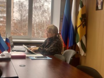 Для специалистов органов и учреждений системы профилактики состоялся семинар, посвященный углубленному изучению и практическому применению нормативно-правовых актов, регламентирующих организацию профилактической работы с...