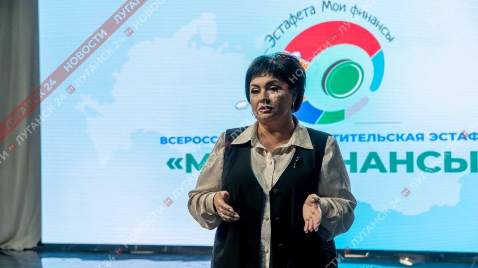 Сотрудники ГТРК ЛНР приняли участие во Всероссийской просветительской Эстафете «Мои финансы» Сотрудники ГТРК ЛНР приняли участие во Всероссийской просветительской Эстафете «Мои финансы»