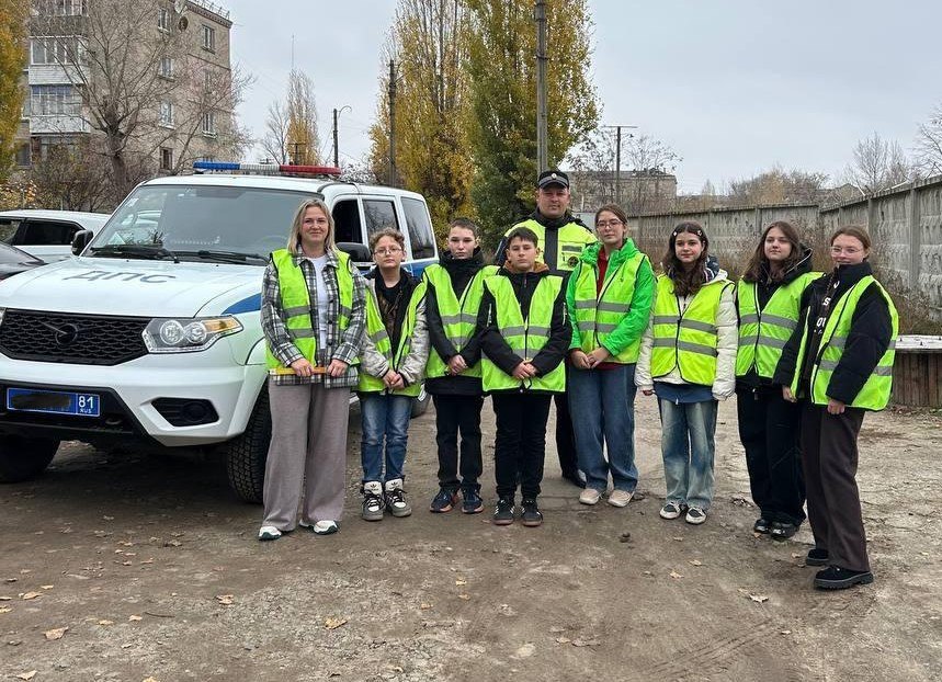 Сотрудники Госавтоинспекции осуществили профилактический визит в Республиканский учебно-реабилитационный центр «Хрусталик» Сотрудники Госавтоинспекции осуществили профилактический визит в Республиканский учебно-реабилитационный центр «Хрусталик»
