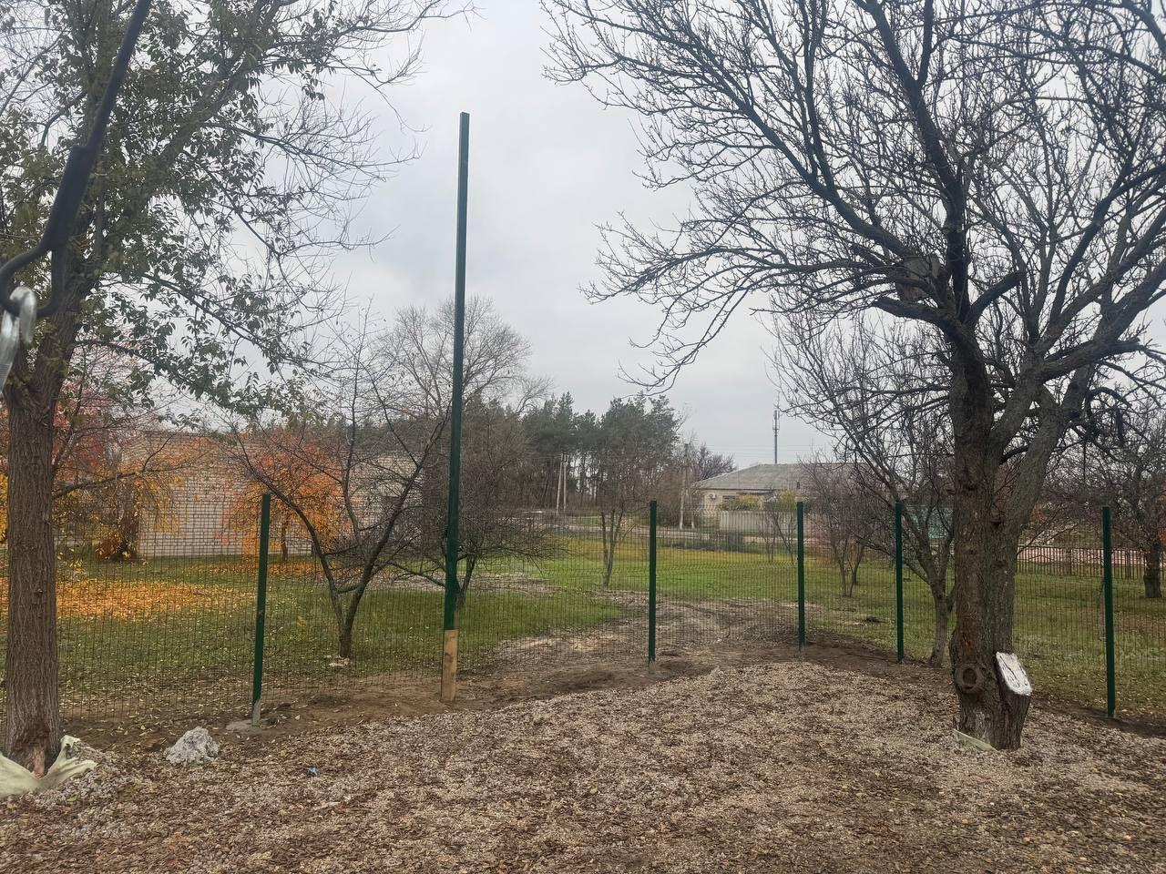 Завершено благоустройство территории вокруг котельной Рыбянцевской школы Завершено благоустройство территории вокруг котельной Рыбянцевской школы