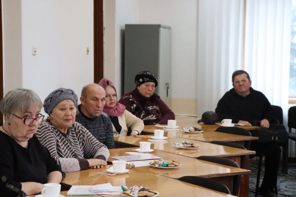В Антраците состоялась встреча с семьями погибших участников Специальной военной операции В Антраците состоялась встреча с семьями погибших участников Специальной военной операции