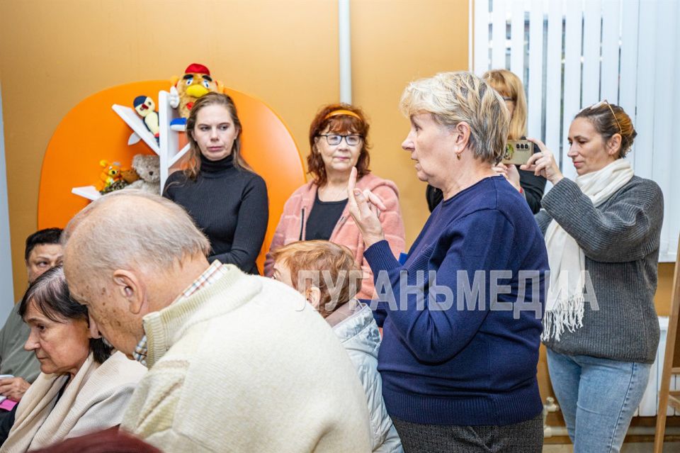 Руководитель Минцифры ЛНР провел занятие по цифровой грамотности Руководитель Минцифры ЛНР провел занятие по цифровой грамотности