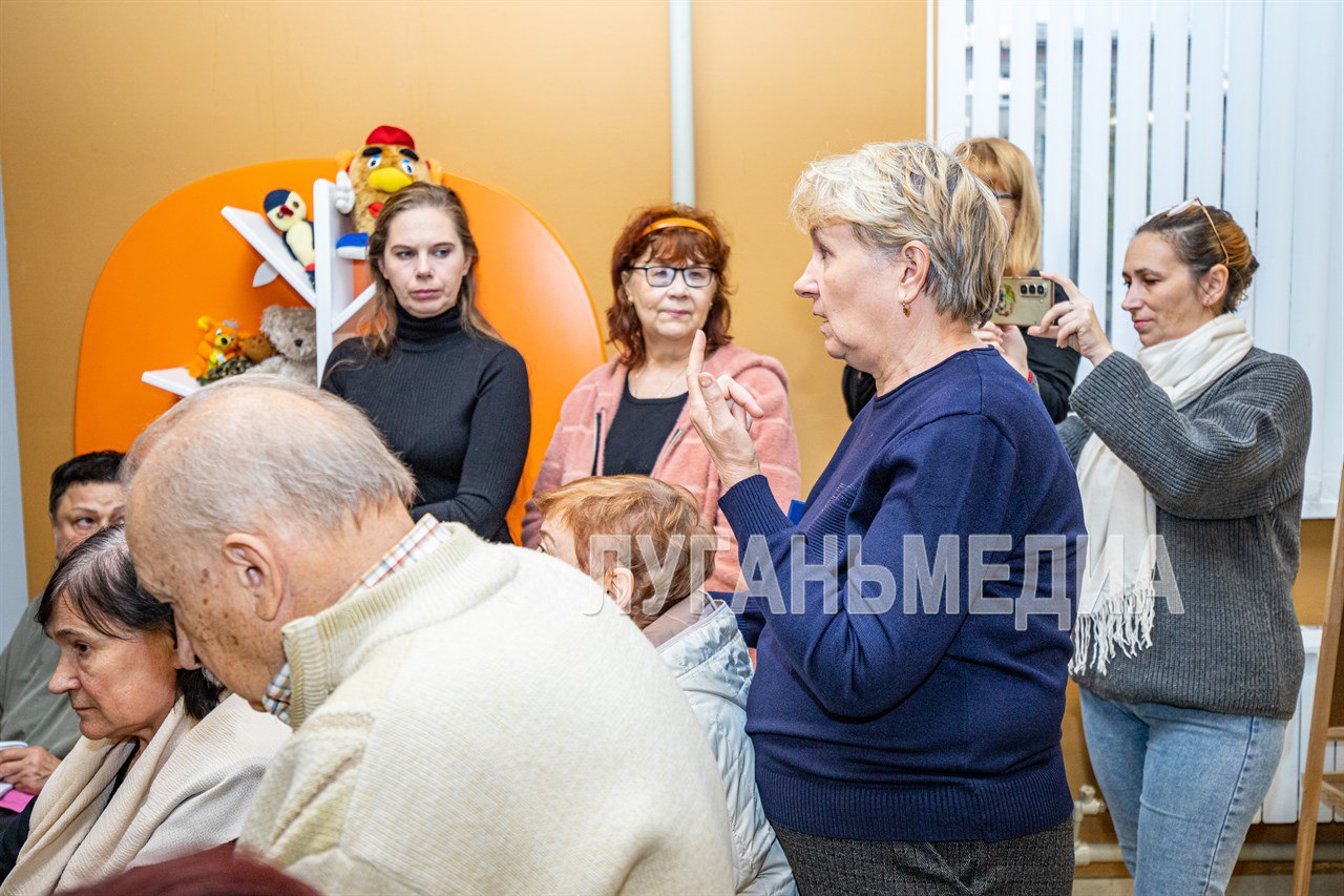 Руководитель Минцифры ЛНР провел занятие по цифровой грамотности Руководитель Минцифры ЛНР провел занятие по цифровой грамотности