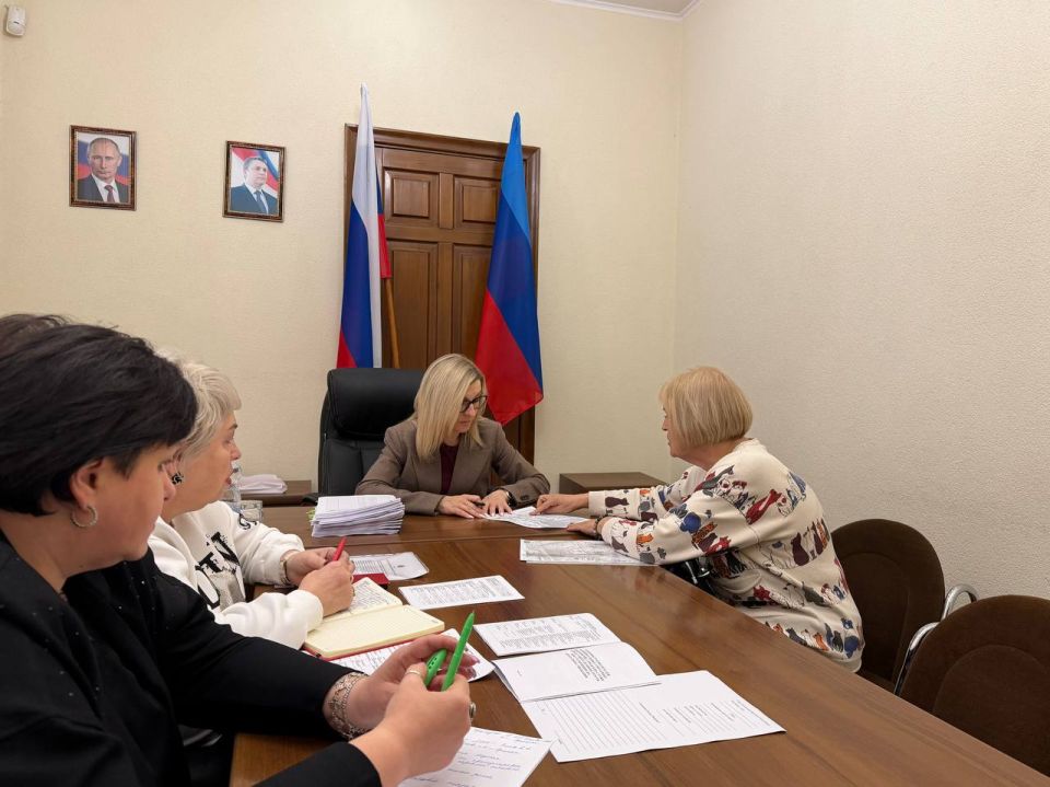 Заместитель Главы Администрации города Ирина Жадан провела прием граждан Заместитель Главы Администрации города Ирина Жадан провела прием граждан