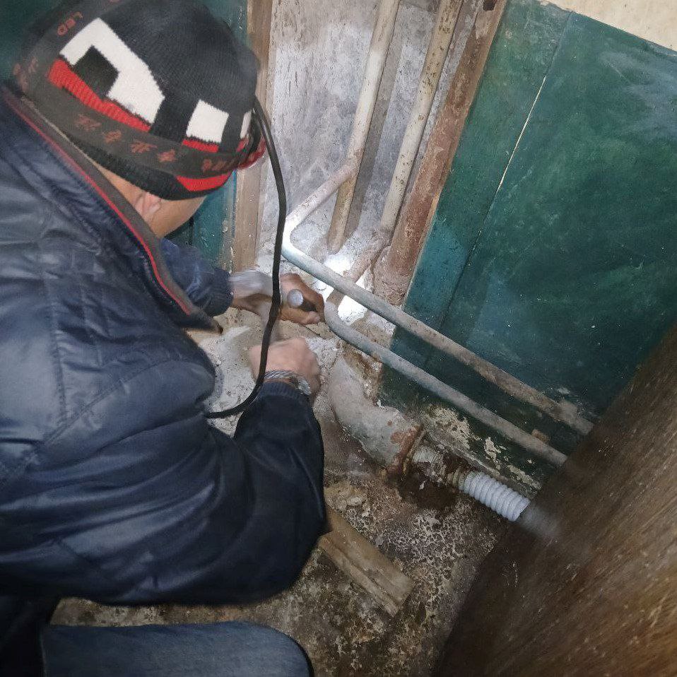 В октябре специалисты филиалов «Единого регионального фонда по управлению МКД на территории ЛНР» отработали 5657 заявок Аварийными службами! В октябре специалисты филиалов «Единого регионального фонда по управлению МКД на территории ЛНР» отработали 5657 заявок Аварийными службами!