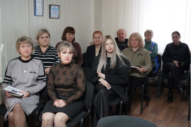 В городе Червонопартизанске обсудили меры профилактики мошенничества и краж