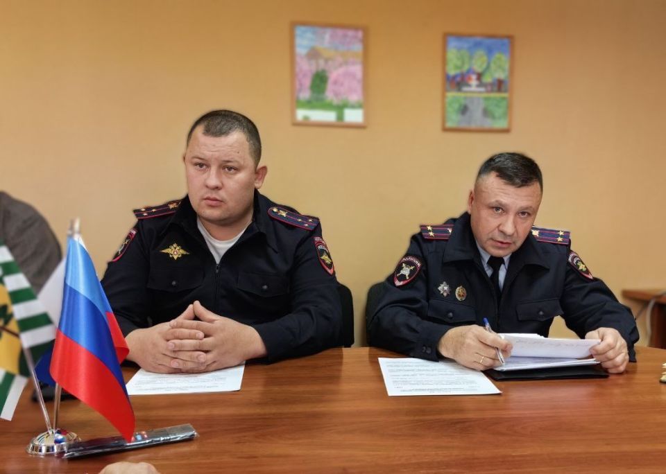 Под председательством первого заместителя главы администрации Игоря Шмидта состоялось очередное плановое заседание комиссии по обеспечению безопасности дорожного движения Под председательством первого заместителя главы администрации Игоря Шмидта состоялось очередное плановое заседание комиссии по обеспечению безопасности дорожного движения