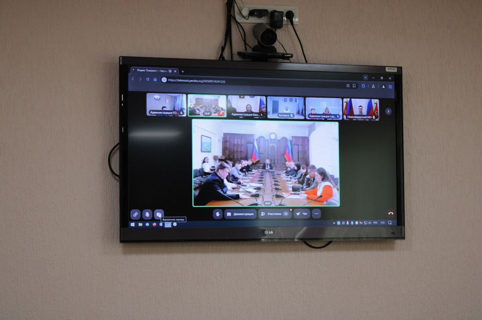 По итогам заседания Госсовета по вопросам реализации молодёжной политики, который прошёл в декабре 2022 года, Владимир Путин поручил создать центры общественного развития («Добро.Центры») во всех городах и населенных пунктах... По итогам заседания Госсовета по вопросам реализации молодёжной политики, который прошёл в декабре 2022 года, Владимир Путин поручил создать центры общественного развития («Добро.Центры») во всех городах и населенных пунктах...