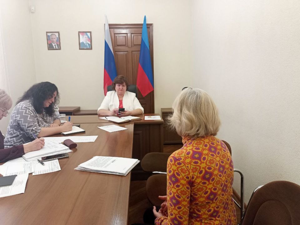 Заместитель Главы Администрации города Юлия Бугаева провела прием граждан Заместитель Главы Администрации города Юлия Бугаева провела прием граждан
