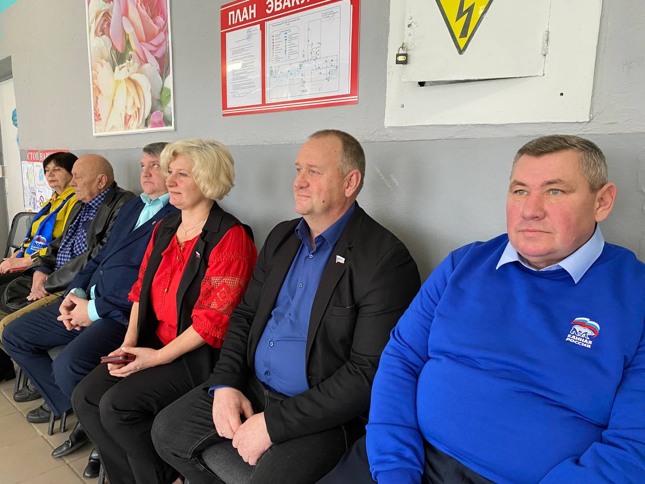 Марина Филиппова: Сегодня в Алексеевской средней школе состоялось открытие двух «Парт Героев» Марина Филиппова: Сегодня в Алексеевской средней школе состоялось открытие двух «Парт Героев»