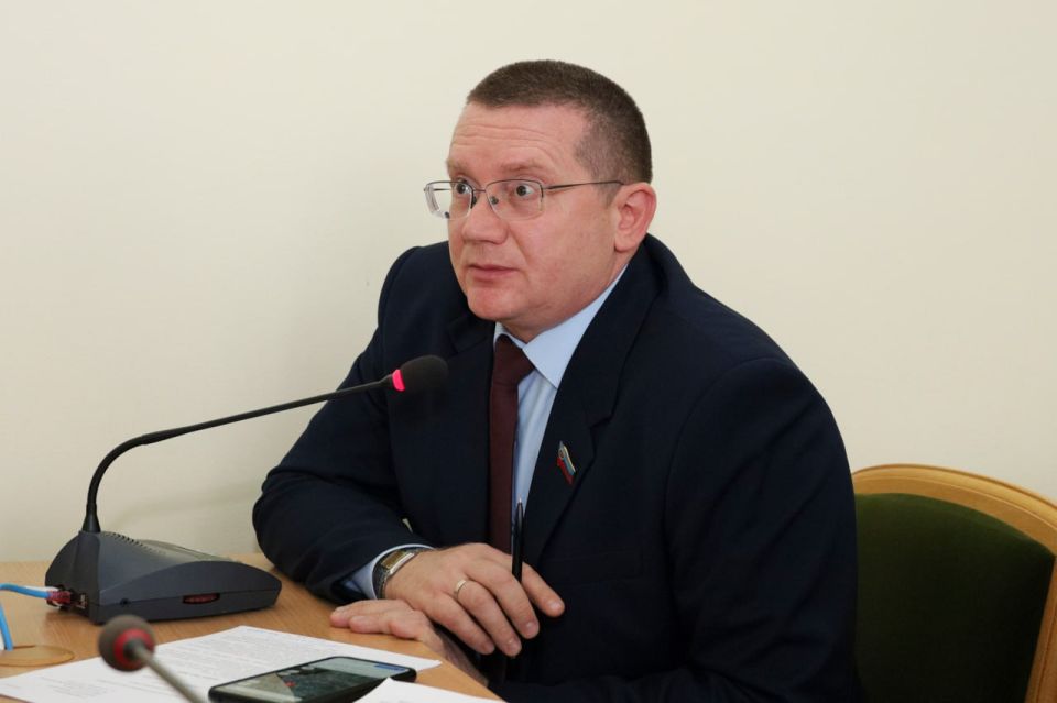 ������� ���������� ��������� � �������������� ���������� ���������� � �������� ������������������� ����