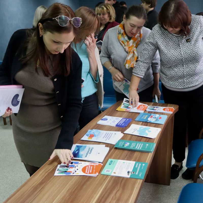 В рамках Всероссийской просветительской эстафеты «Мои финансы» Банк России провел обучающий семинар для сотрудников Минюста ЛНР и подведомственных ему учреждений В рамках Всероссийской просветительской эстафеты «Мои финансы» Банк России провел обучающий семинар для сотрудников Минюста ЛНР и подведомственных ему учреждений