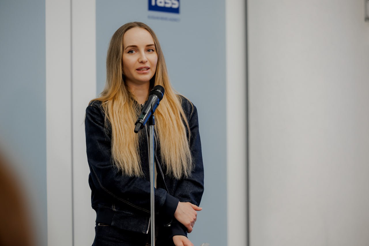 Дарья Лантратова: Проект «Жизнь после Победы» стал логичным продолжением работы, которую ведет партия «Единая Россия» по помощи семьям наших бойцов Дарья Лантратова: Проект «Жизнь после Победы» стал логичным продолжением работы, которую ведет партия «Единая Россия» по помощи семьям наших бойцов