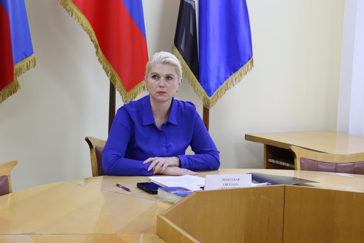 В Стаханове прошло заседание комиссии по делам несовершеннолетних В Стаханове прошло заседание комиссии по делам несовершеннолетних