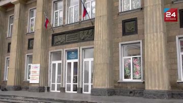 Народный Фронт передал 250 продуктовых наборов Обществу слепых