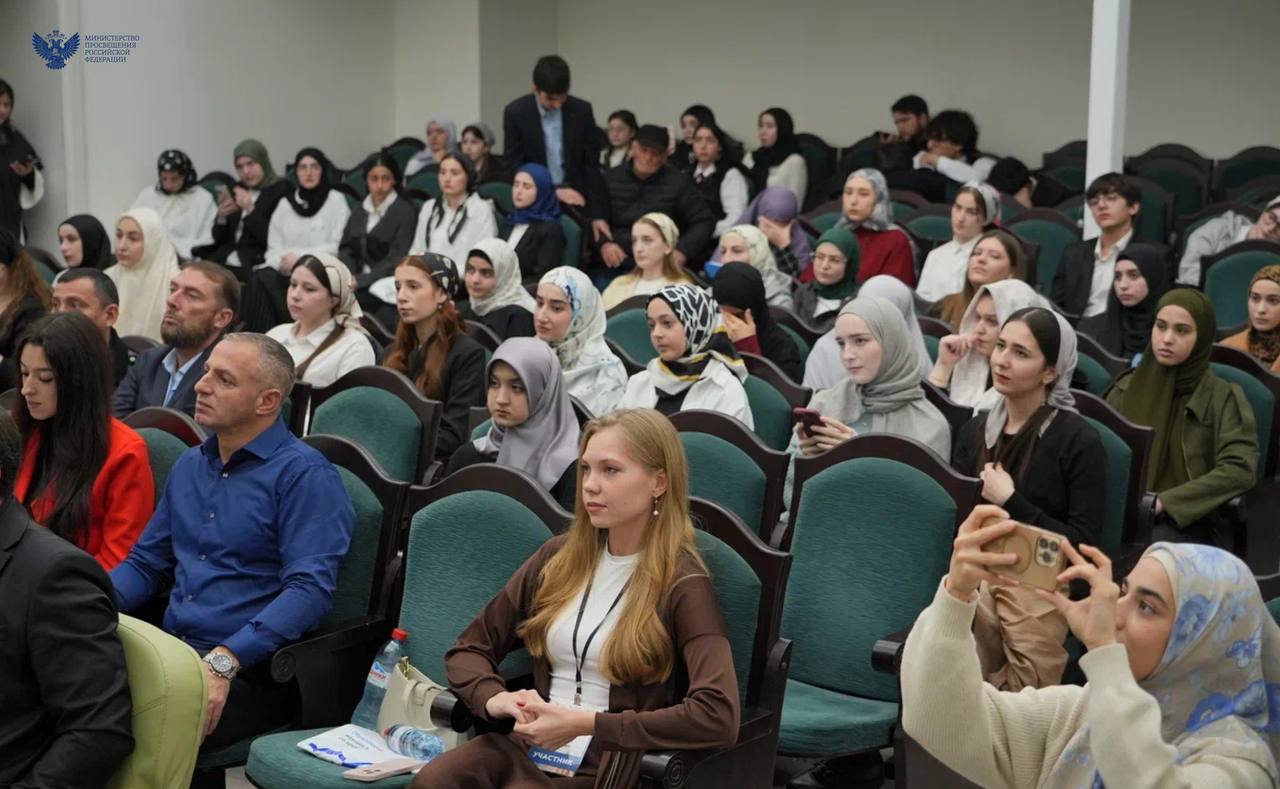 Россия и страны арабского мира: встреча культур в Грозном Россия и страны арабского мира: встреча культур в Грозном