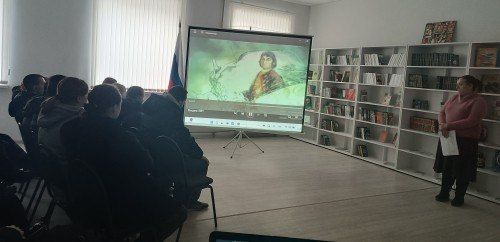 В Кировской центральной городской библиотеке состоялся исторический час «Хроники Северного морского пути» В Кировской центральной городской библиотеке состоялся исторический час «Хроники Северного морского пути»
