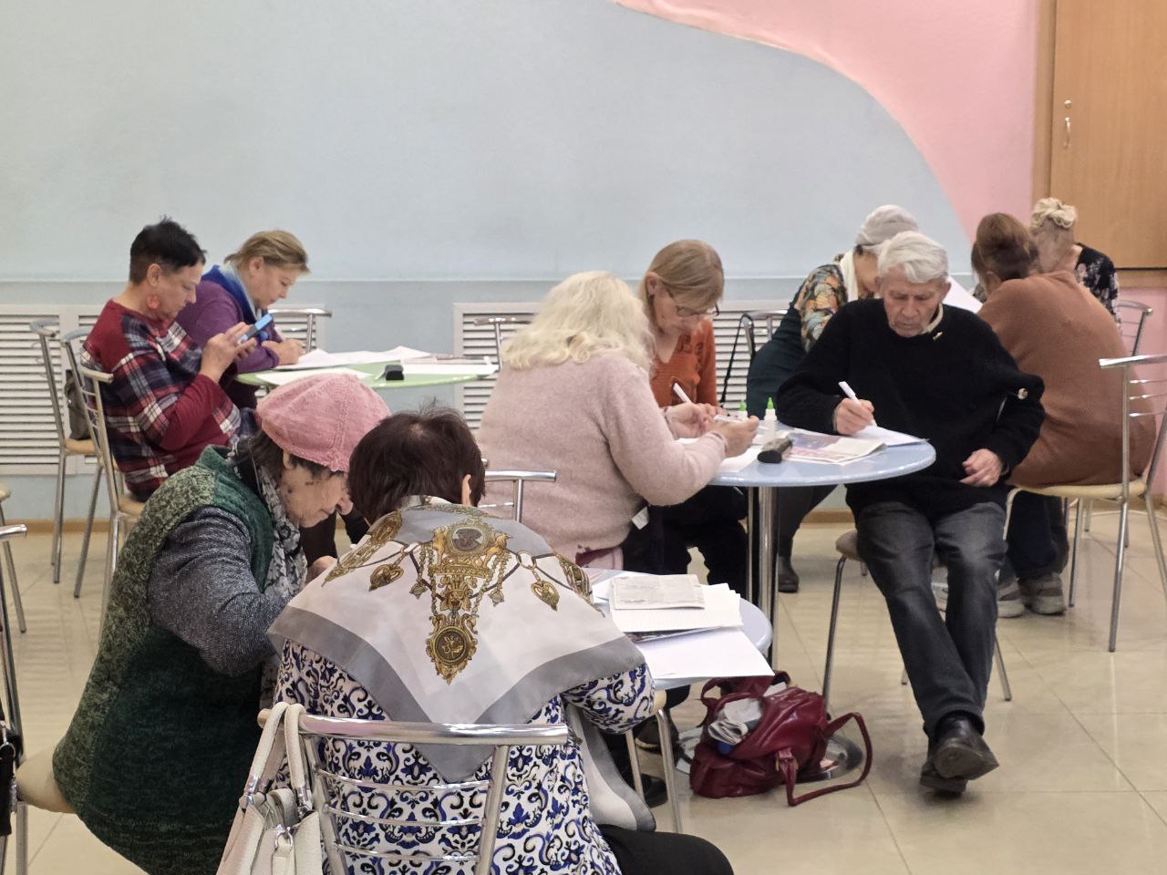 Сердца, полные тепла и заботы Сердца, полные тепла и заботы