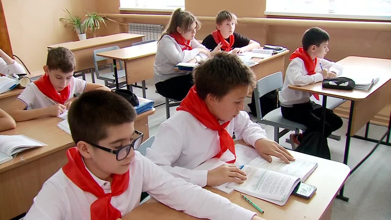 Русский язык и литературу в Краснодонской школе № 9 теперь преподаёт педагог из Тюмени