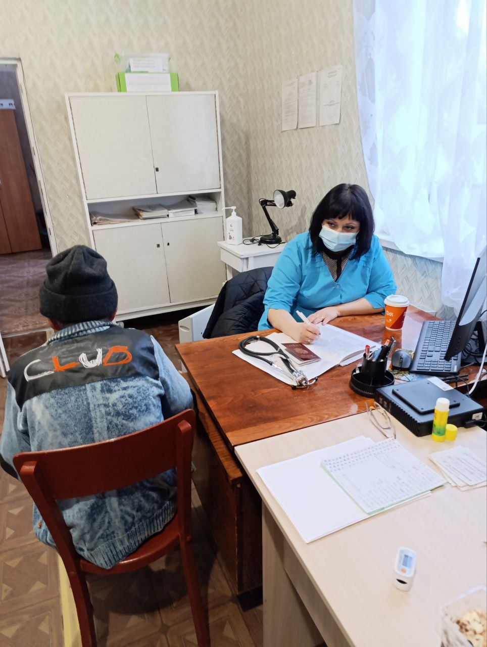 Мобильная медицина в действии: врачи Марковской ЦРМБ оказали помощь жителям села Сычевка Мобильная медицина в действии: врачи Марковской ЦРМБ оказали помощь жителям села Сычевка