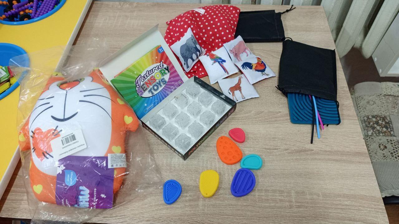 Стахановчане поблагодарили омичей за развивающие наборы для детей-инвалидов Стахановчане поблагодарили омичей за развивающие наборы для детей-инвалидов