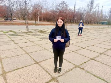 В Рубежном прошла акция "Опора во тьме" к Международному дню слепых