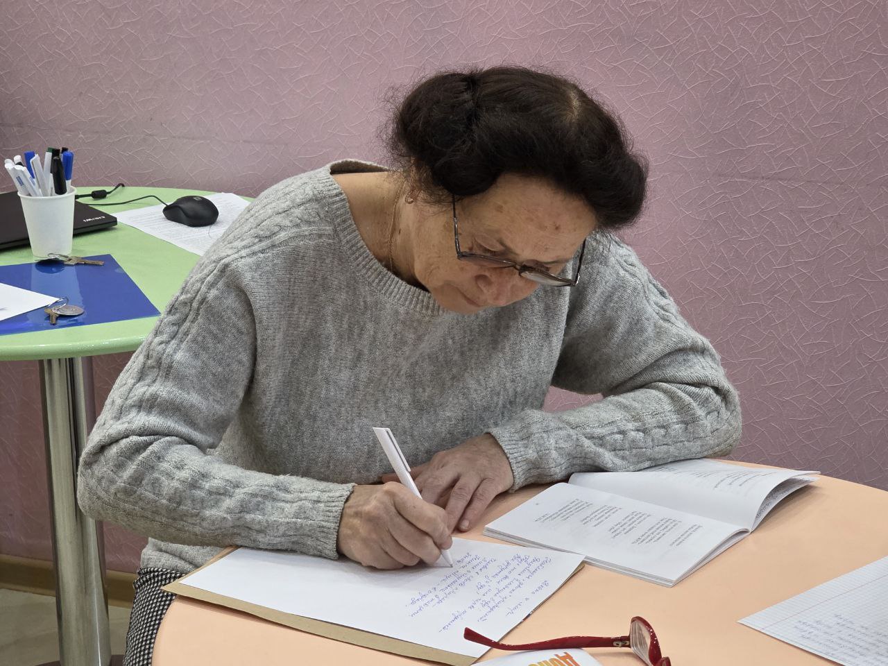 Сердца, полные тепла и заботы Сердца, полные тепла и заботы