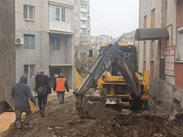 Полным ходом продолжается масштабная реконструкция и ремонт Краснодонского ЗАГСа