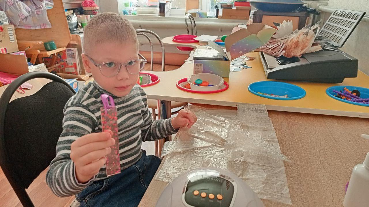 Стахановчане поблагодарили омичей за развивающие наборы для детей-инвалидов Стахановчане поблагодарили омичей за развивающие наборы для детей-инвалидов