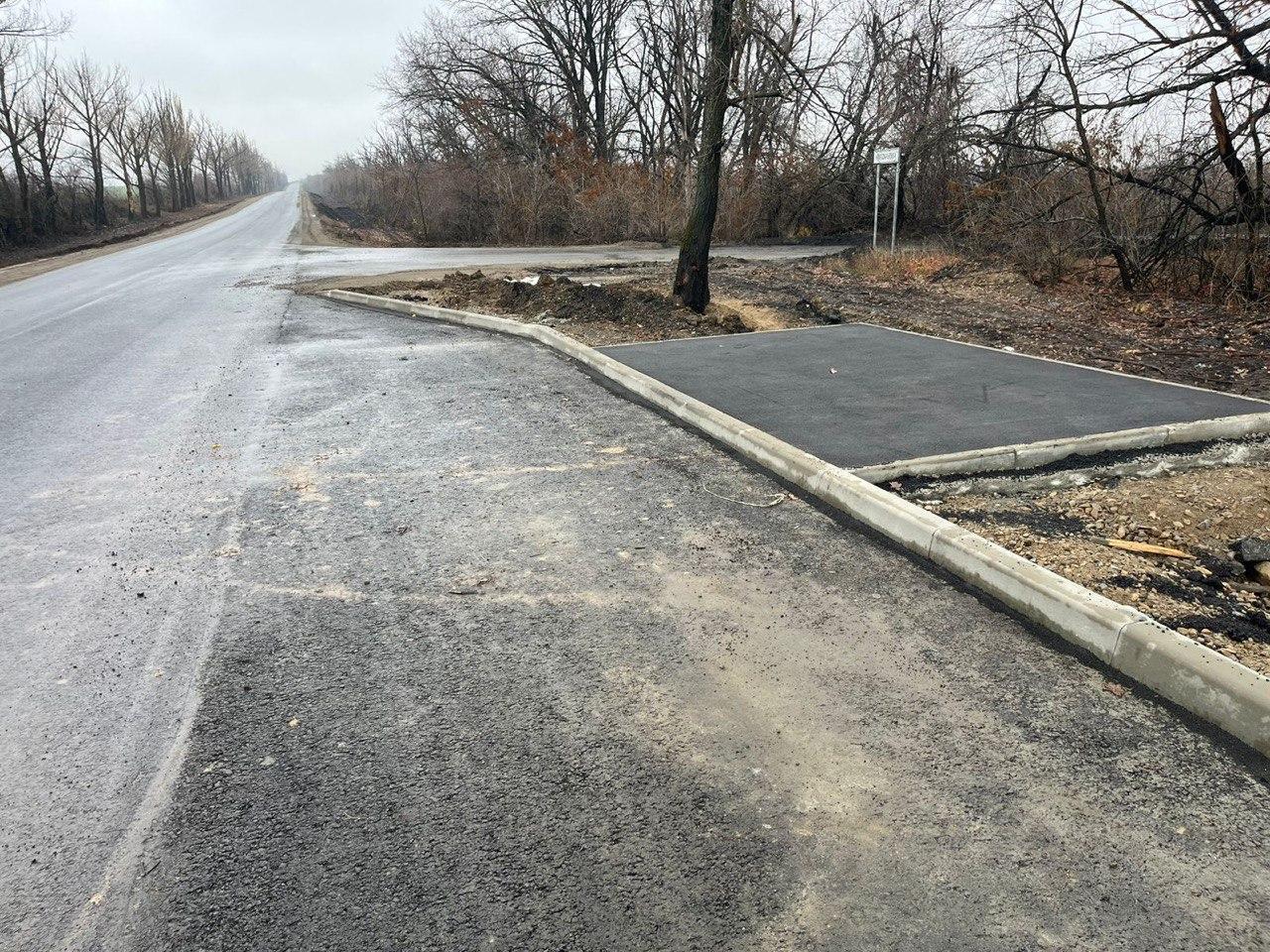 Подрядная организация Республики Коми закончила работы по асфальтированию от пгт Подрядная организация Республики Коми закончила работы по асфальтированию от пгт