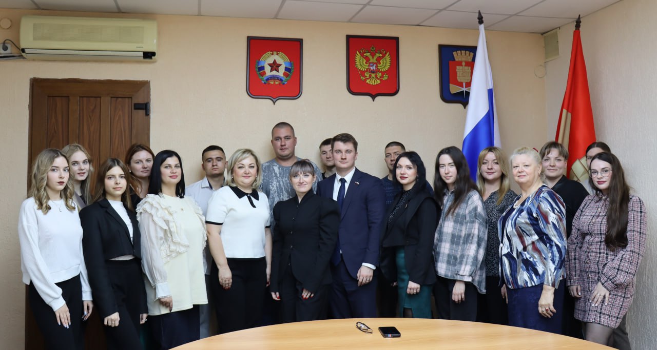 Светлана Гребенькова: Молодежь – в авангарде электоральной политики Светлана Гребенькова: Молодежь – в авангарде электоральной политики