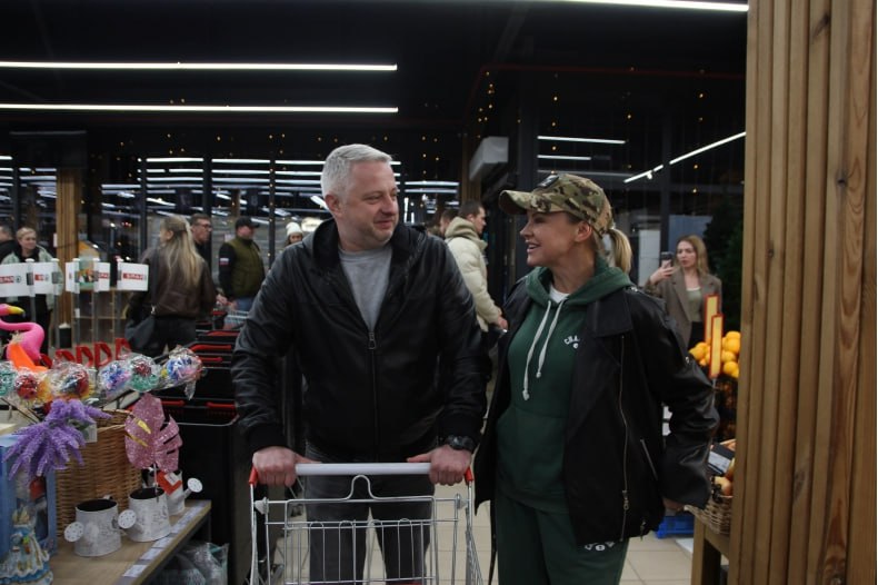 «Тележка добра» и «Коробка храбрости» дарят радость самым юным жителям ЛНР «Тележка добра» и «Коробка храбрости» дарят радость самым юным жителям ЛНР