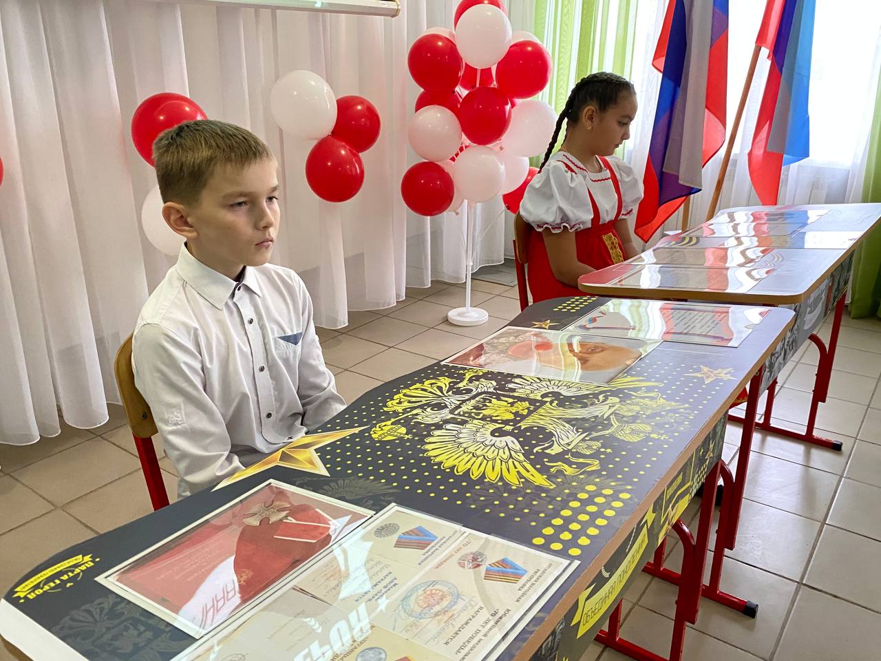 Марина Филиппова: Сегодня в Алексеевской средней школе состоялось открытие двух «Парт Героев» Марина Филиппова: Сегодня в Алексеевской средней школе состоялось открытие двух «Парт Героев»