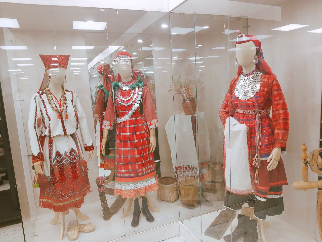 Яна Сылкина: Послелние дни обучения служащих и депутатов из четырёх исторических регионов России в Республике Татарстан были посвящены важнейшей теме - работе с населением Яна Сылкина: Послелние дни обучения служащих и депутатов из четырёх исторических регионов России в Республике Татарстан были посвящены важнейшей теме - работе с населением