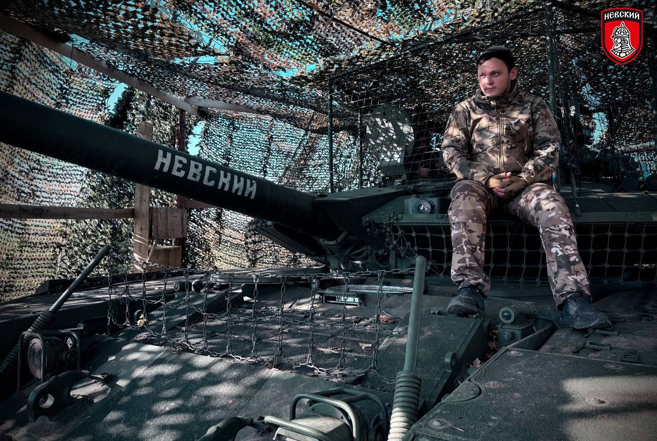 Добрый вечер, мы из России! Добрый вечер, мы из России!