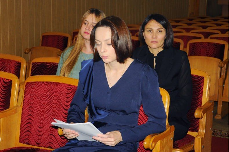 Заседание постоянной комиссии Совета депутатов по правовой политике и связям с общественностью Заседание постоянной комиссии Совета депутатов по правовой политике и связям с общественностью