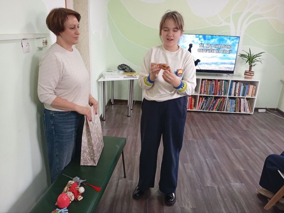 В Лутугинской районной библиотеке для детей прошла экспресс-беседа В Лутугинской районной библиотеке для детей прошла экспресс-беседа