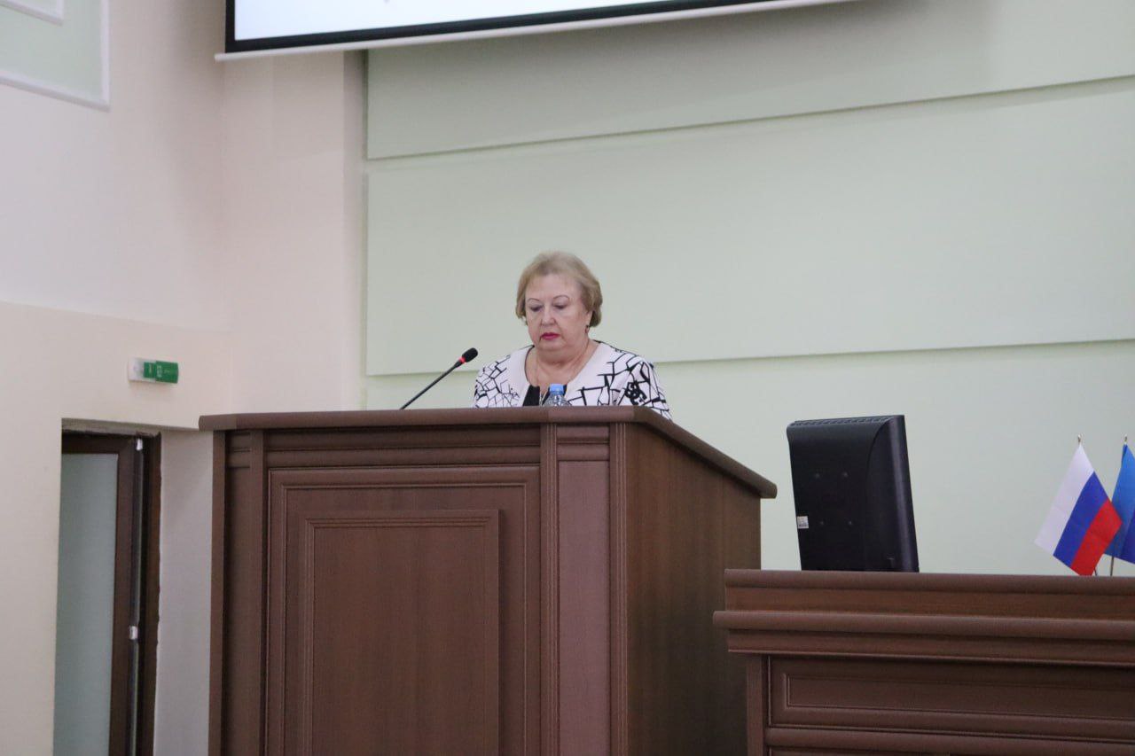 Под председательством Виктории Сошиной в Антраците состоялось внеочередное XXXV заседание Совета округа